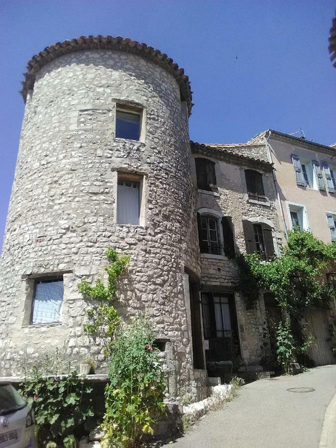 Vvf Drome Provence Hotel Montbrun-les-Bains Bagian luar foto